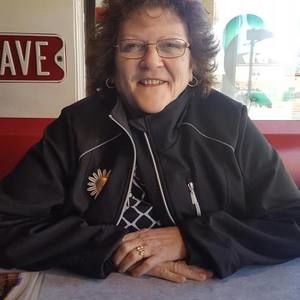 Meet your Posher, Debbie